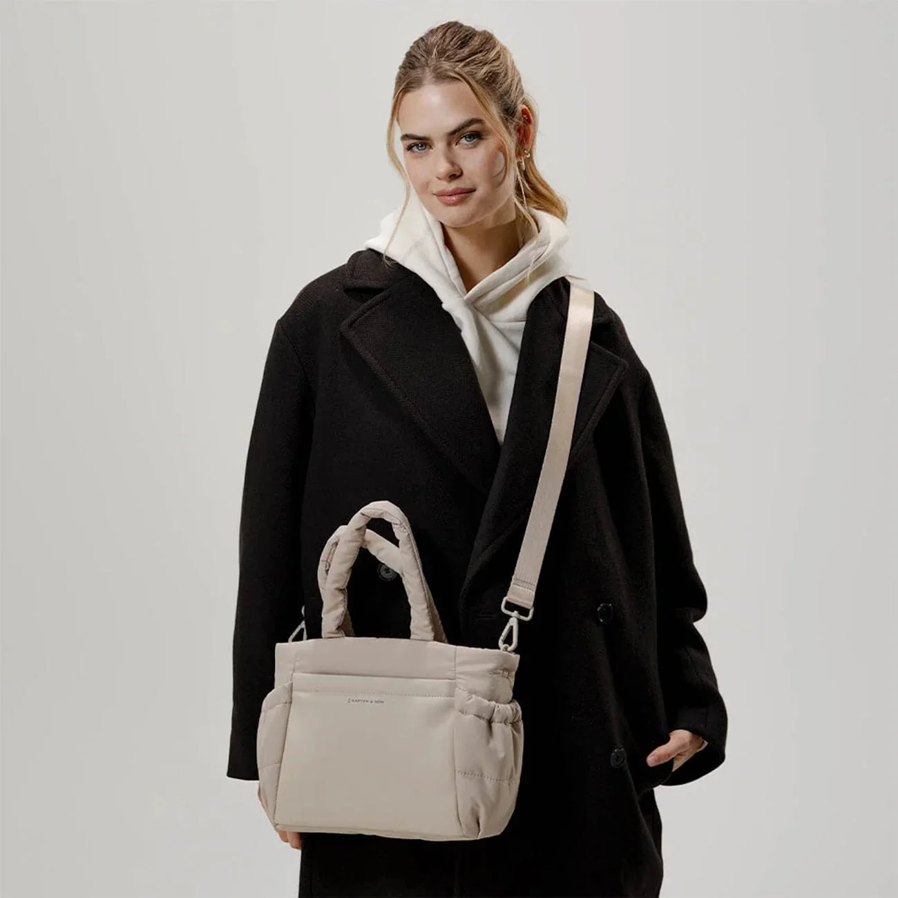 Hellvi Cloud Small Shoulder Bag - Image 24