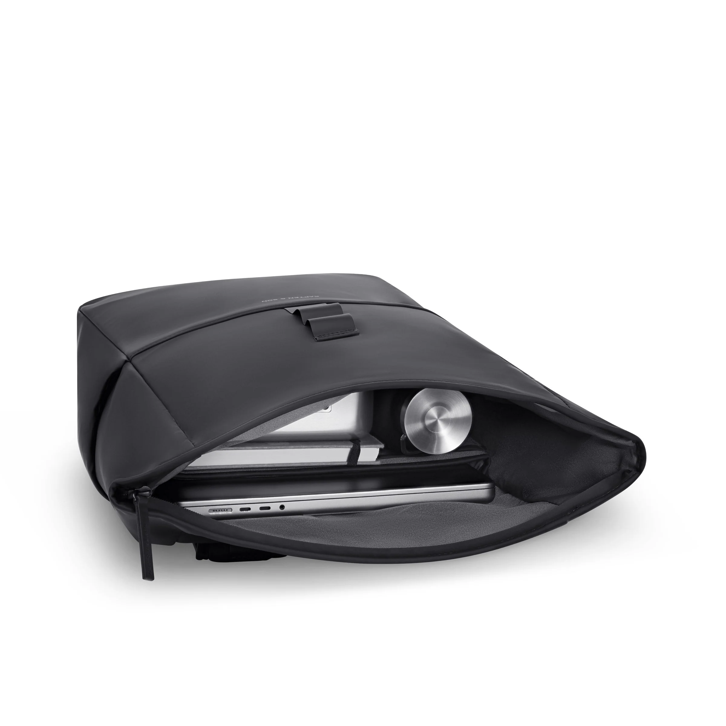Lund Sleek Full PU - Image 7