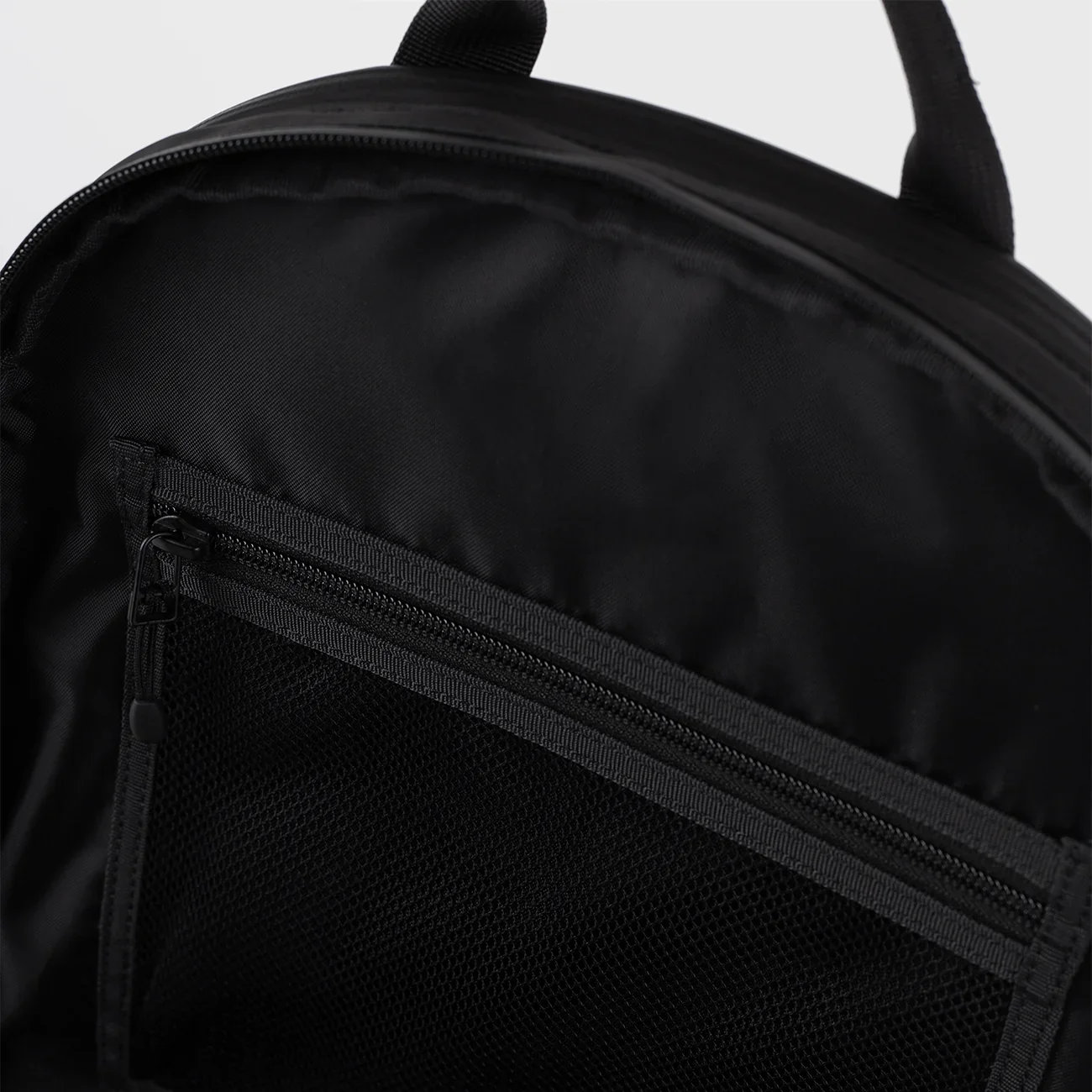 STREAM Zipper Backpack 16" - Image 4