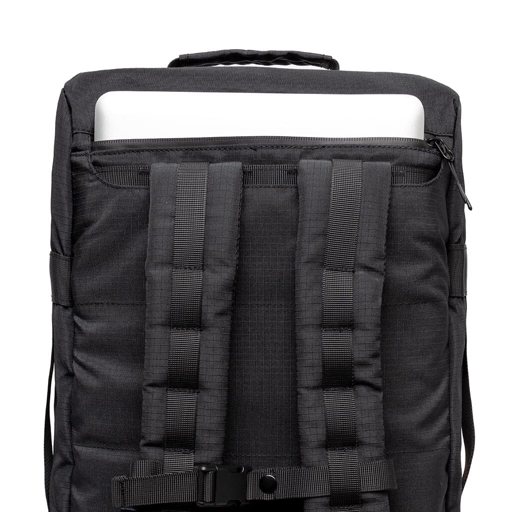 Wanderer Vandra - Sustainable Travel Convertible Backpack - Image 14